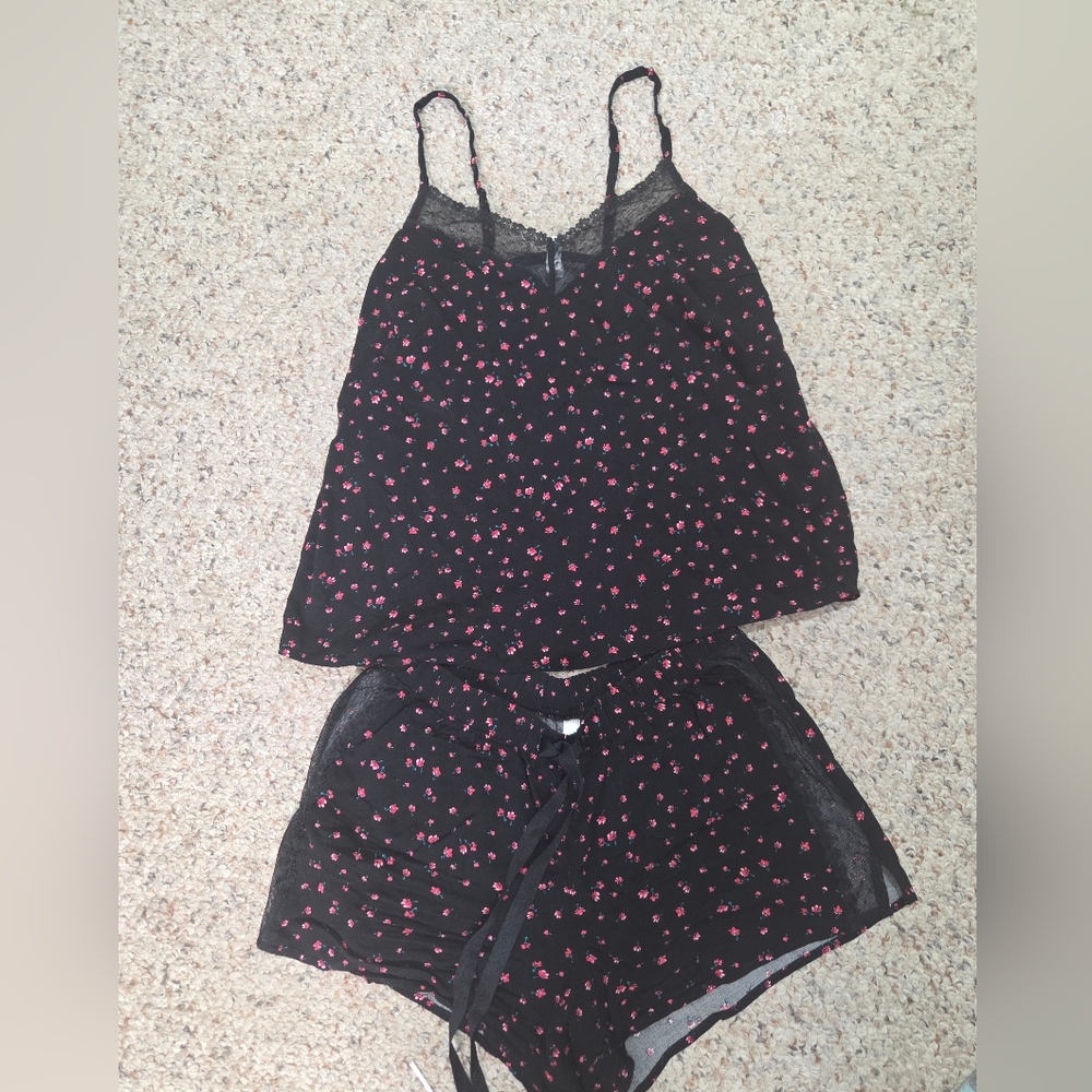 Cacique Black and Pink Floral Pajama Set SIZE 10/12